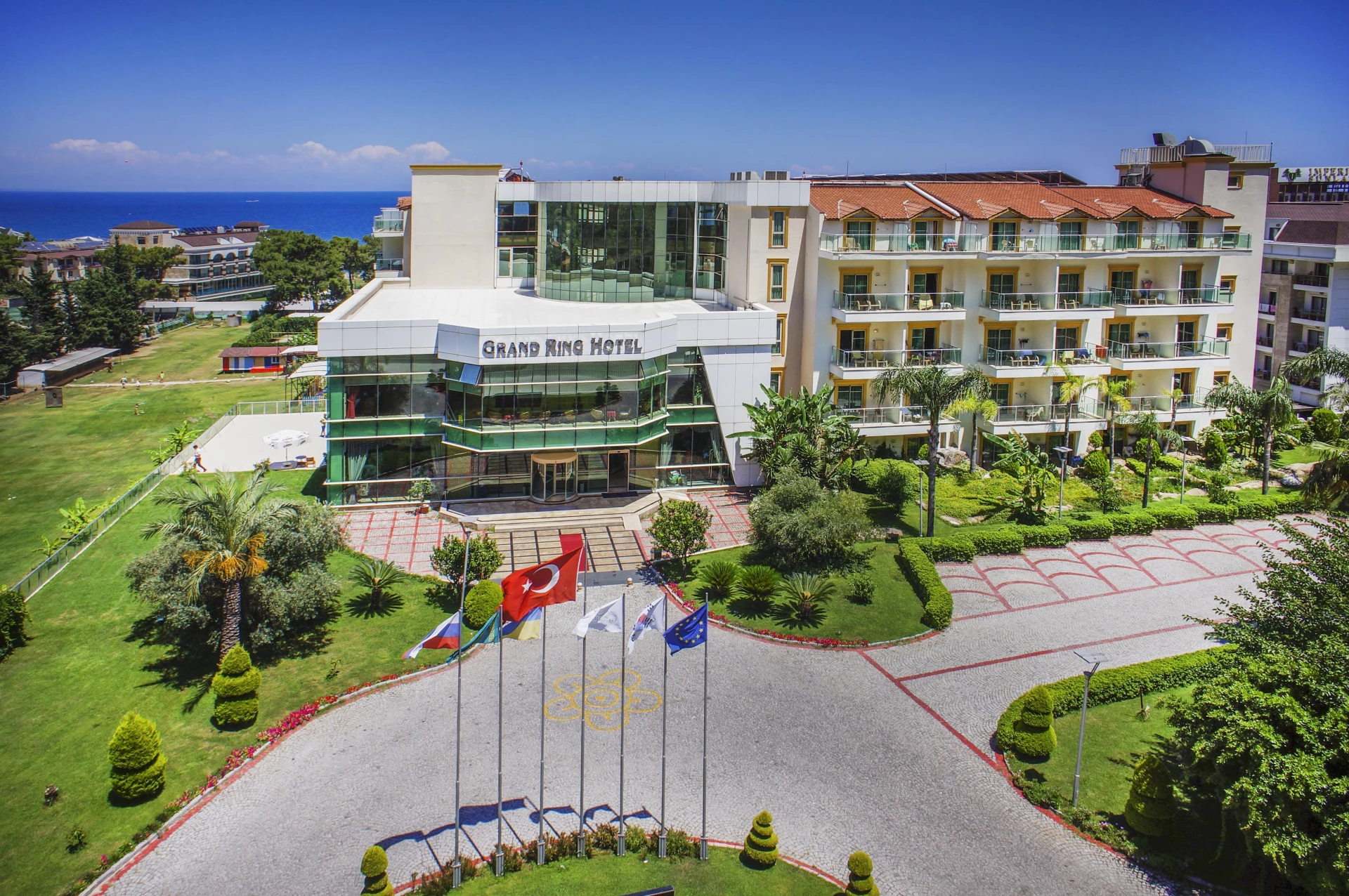 هتل گرند رینگ، کمر (Grand Ring Hotel)