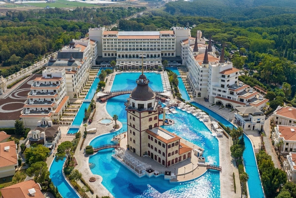 هتل مردان پالاس لارا (Mardan Palace Resort)