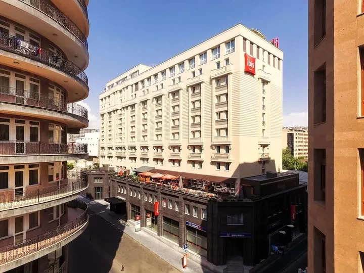 هتل ایبیس ایروان (ibis Hotel)