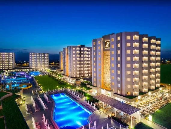 هتل گرند پارک لارا  (Grand Park Lara)